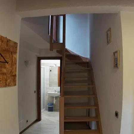 Apartment La Ginestra *